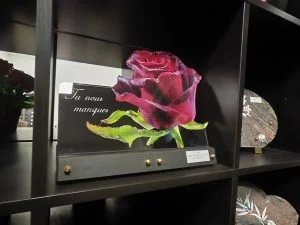 plaque funéraire rose
